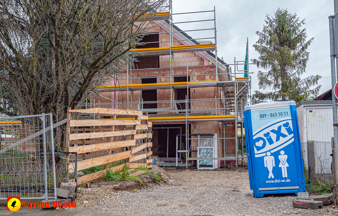 28.04.2023 - Baustelle Niederalmstraße 16 in Neuperlach